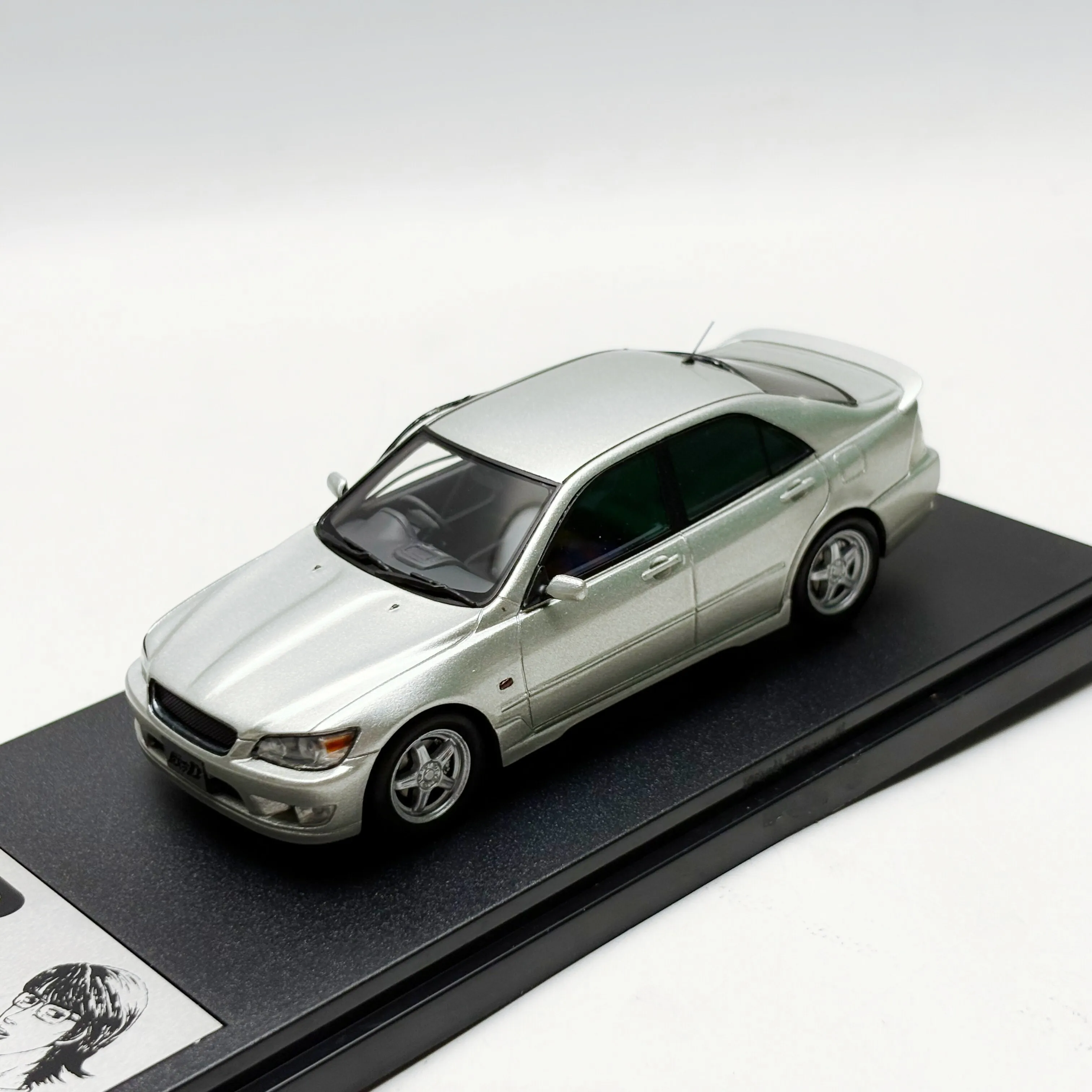 Explosion Window Anime Company 1/43 Ground Biting Shark Lingzhi IS200 Modelo de Coche de Resina