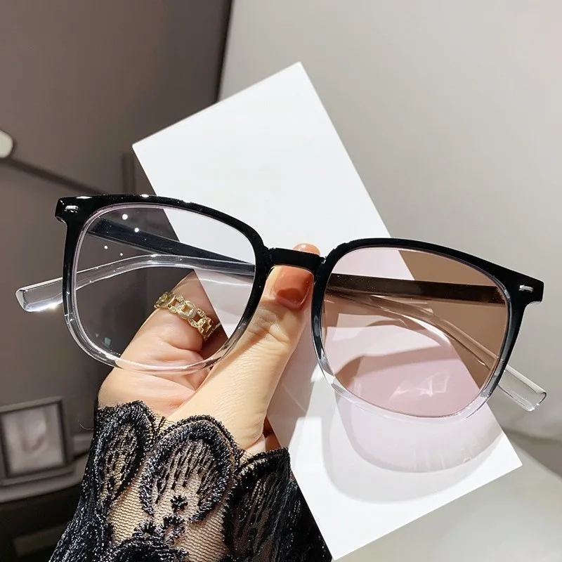 Fashion Photochromic Anti Radiation Eyeglasses for Women/Men Anti