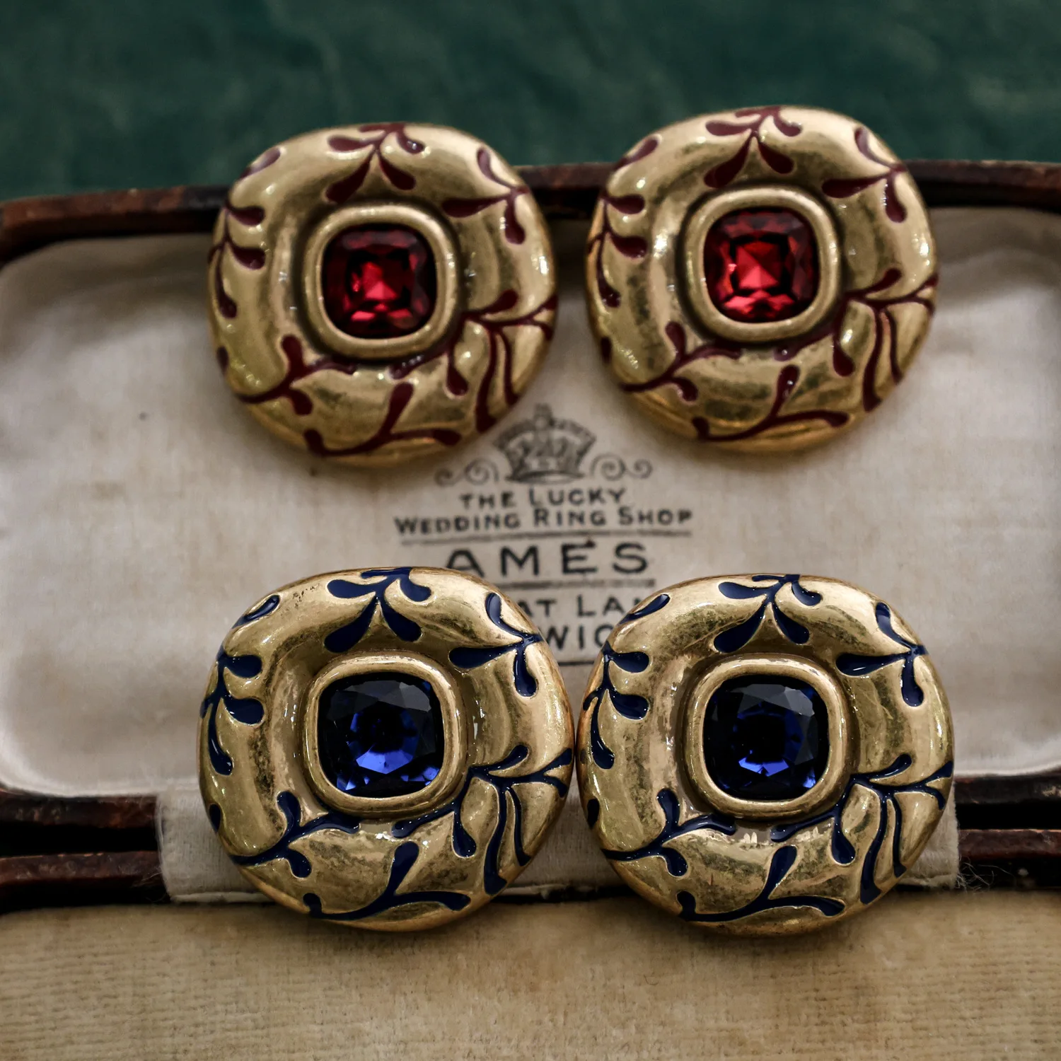 

Серебряные серьги-гвоздики с драгоценными камнями, круглые, с цветочным узором, для женщин, винтажные, массивные, уникальный дизайн, премиум-класс