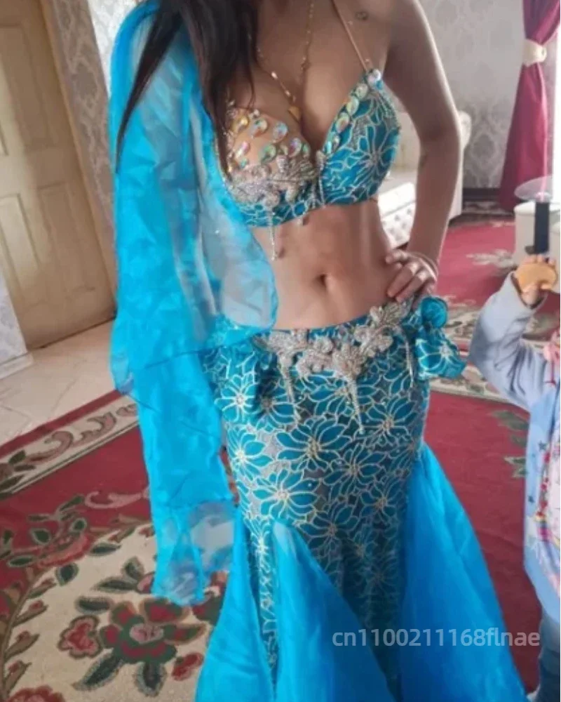 Damen Orientalisches Bauchtanz-Performance-Kostüm-Set mit Pailletten und Quasten aus Polyester-Spandex, M-L, Bühnen-, Party- und Wettbewerbs-Tanzrock-Outfit – Detail 7