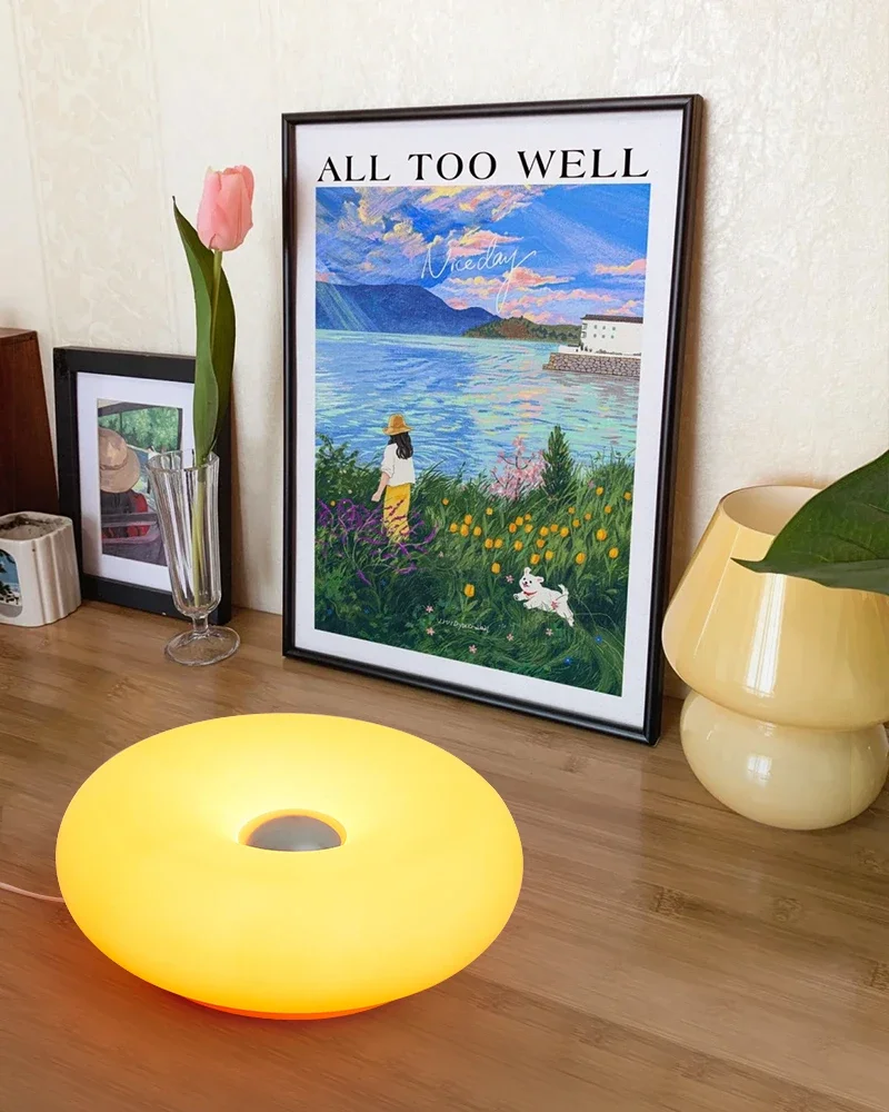 Настольная лампа с пончиками Bauhaus, USB-разъем, прикроватный декоративный светильник для спальни, гостиной, столовой, окружающий свет Настольная лампа с пончиками Bauhaus, USB-разъем, прикроватный декоративный светильник для спальни, гостиной, столовой, окружающий свет