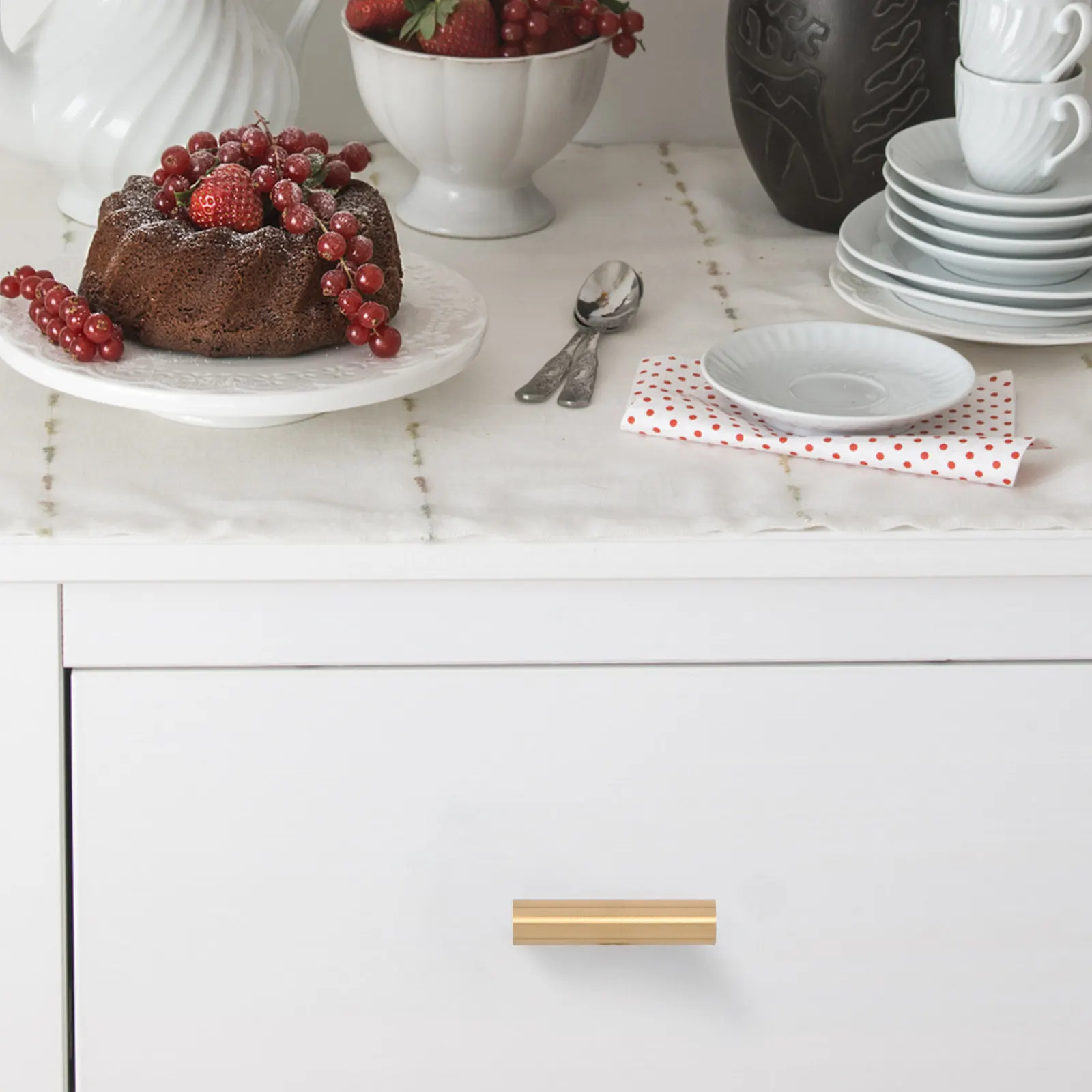 2Pcs Brass Drawer Pulls Solid Brass Cabinet Knobs Minimalist T-Bar Design Easy Install Wear Resistant for Vanity Kitchen