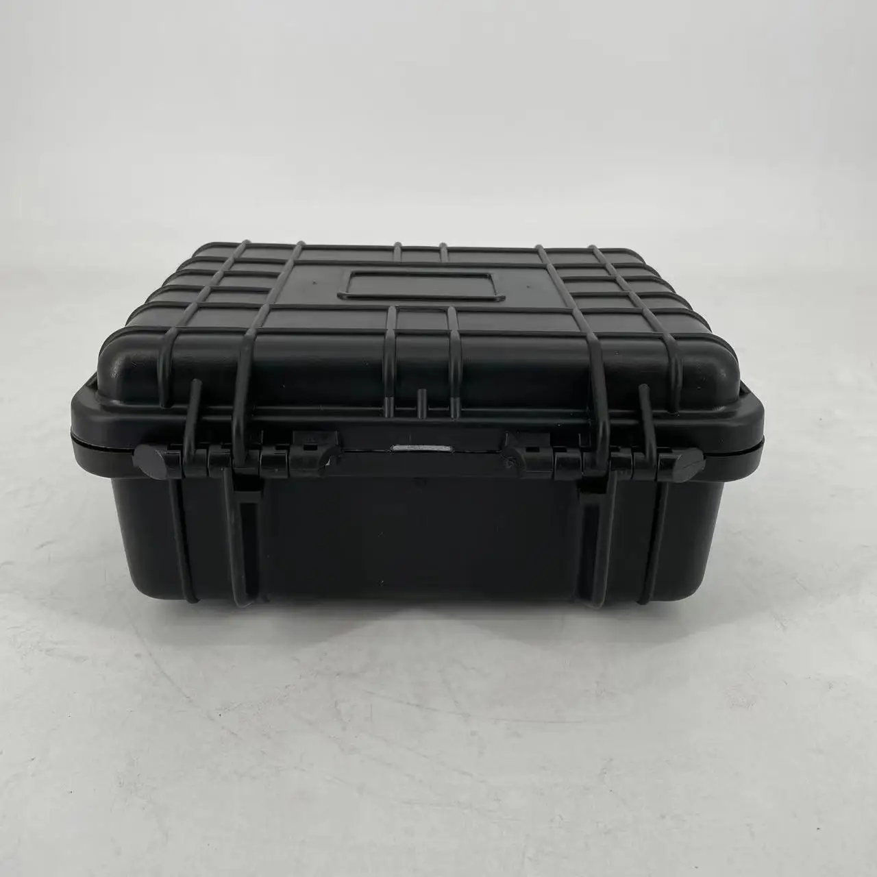 DPC028 High Quality Injection Mold Hard Plastic Waterproof and Dustproof Equipment Case with Customized Foam