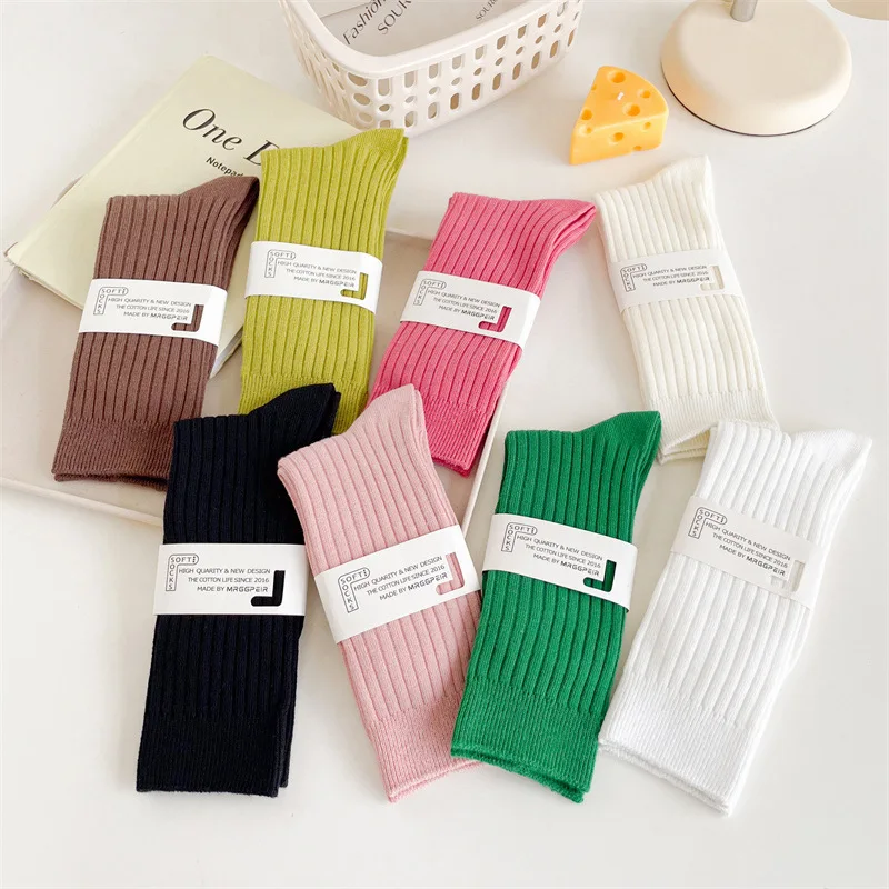 Damen-Baumwollsocken, japanisch, einfarbig, Harajuku, vielseitig, süßes Dopamin, bequem, atmungsaktiv, mittlere Röhrensocken für Mädchen