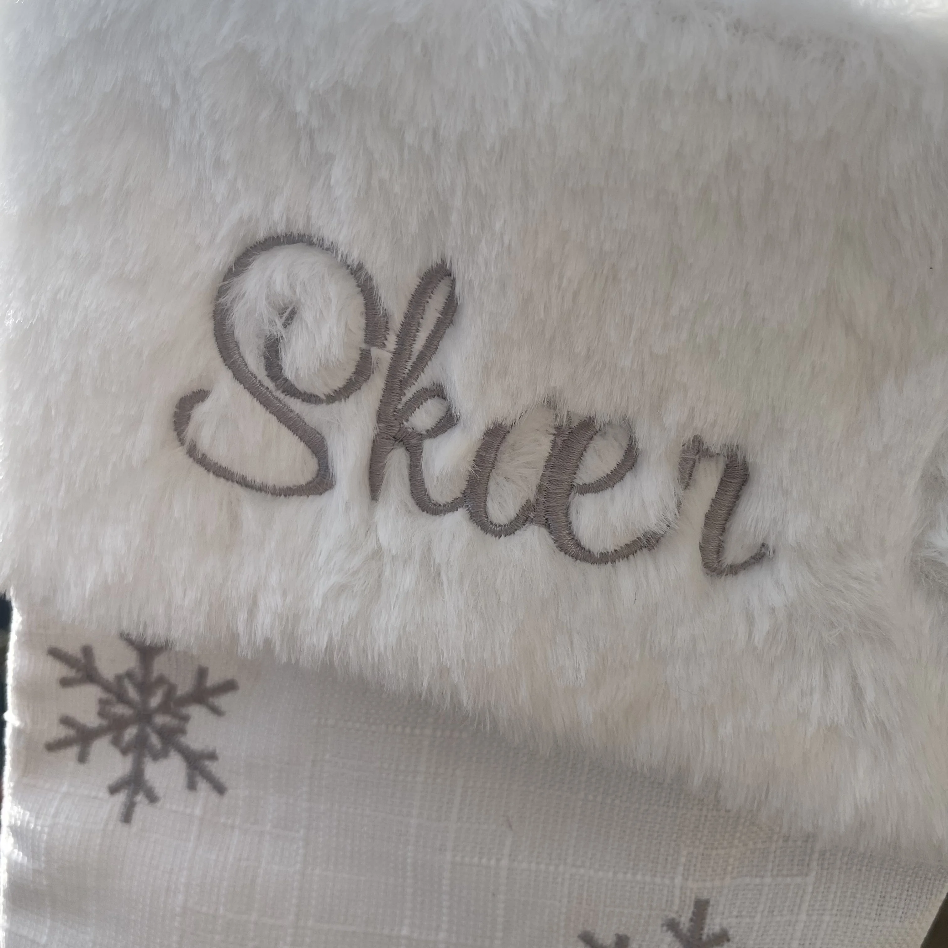 Personalizado Faux Fur Natal Meias, Meia com Nome, Branco Nevado