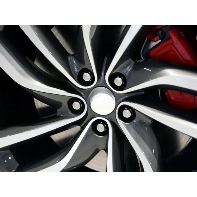 

Upgraded and modified 19-20 inch aluminum alloy forged wheels