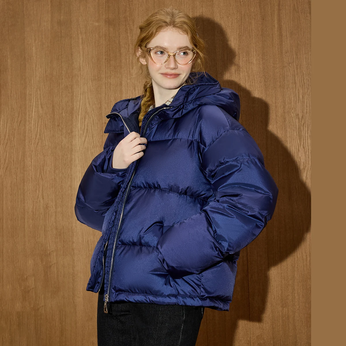 معطف نسائي فاخر من Coolhut 2025 معطف شتوي 90% أبيض مبطن أسفل ملء صورة ظلية ضخمة سترة حرارية مصممة