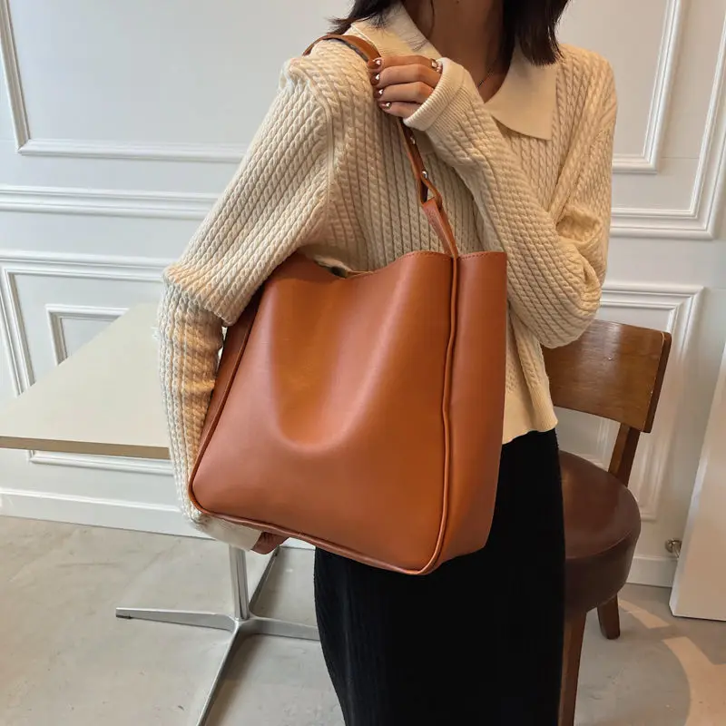 PU Leather Tote Bags for Women Solid Hand Bag Purse Female Shoulder Bag in Brown Black and White