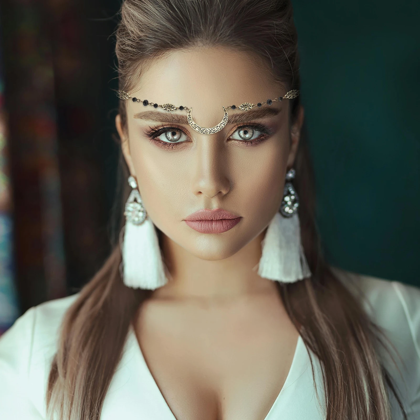 

Vintage Crystal Bead Chain Hair Accessories Moon Pattern Forehead Jewelry for Weddings Festivals Halloween Events