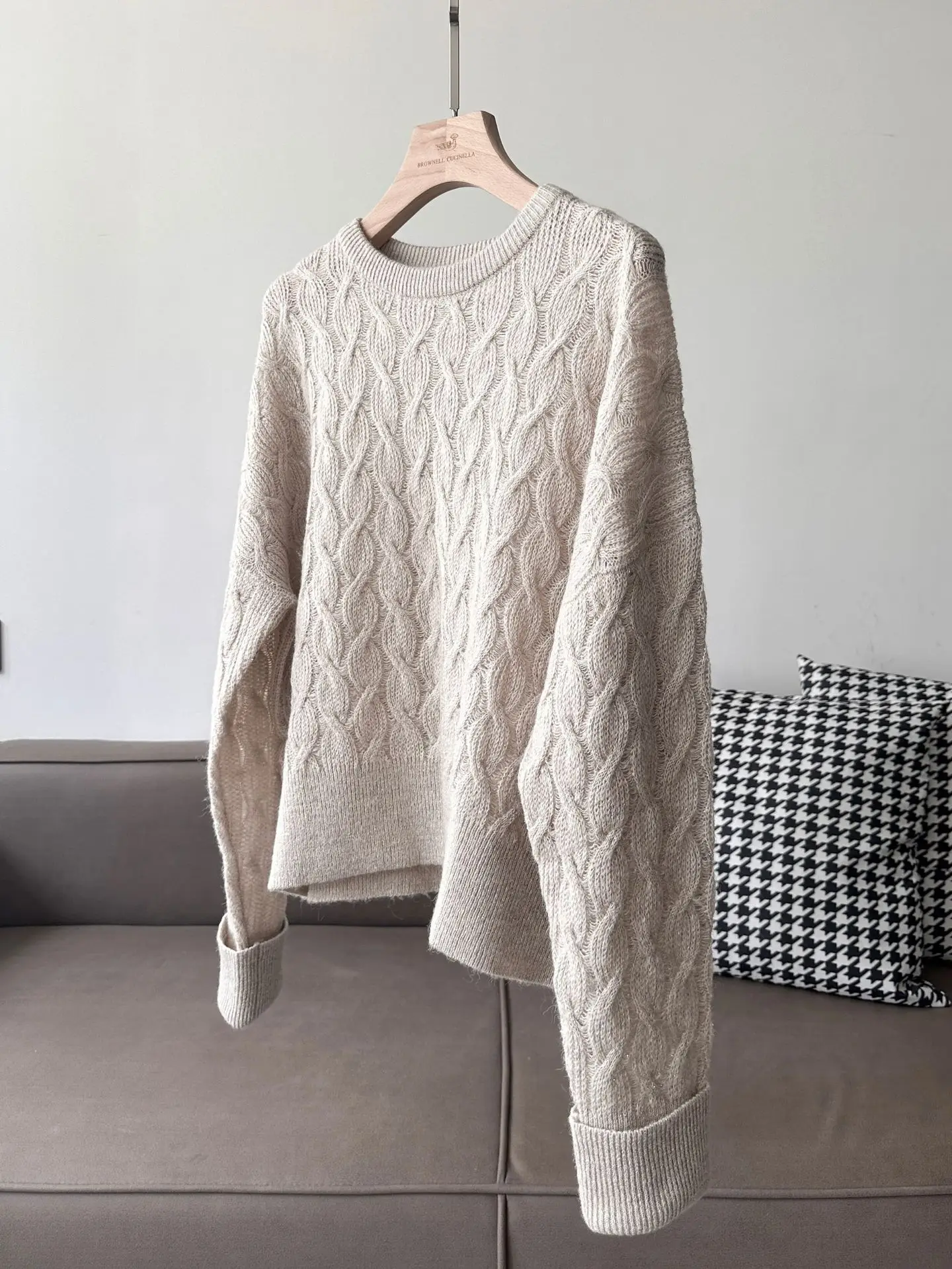 

Seahorse Wool Thick Line French Sweater Women's Fall and Winter Premium Wool Pullover Knitted Top Temperament Latest Models