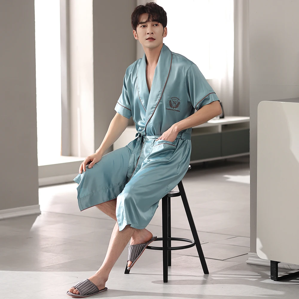 Summer Untra-Thin Ice Silk abiti Kimono da uomo uomo Casual Solid ricamo accappatoi Soft Satin Robe Bath comodo pigiama