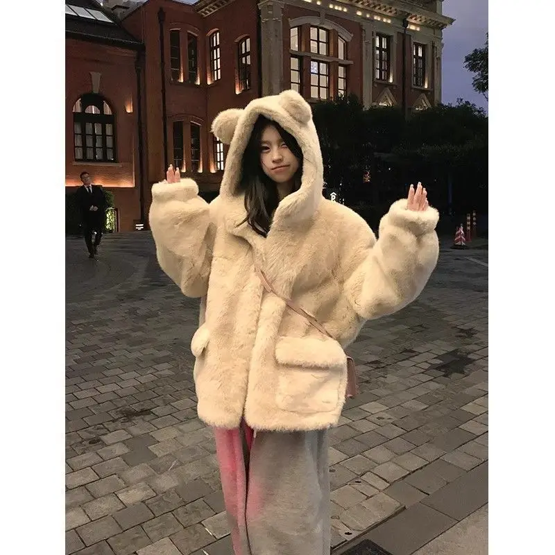 

Fur Jacket Women's 2025 Winter Casual Cute Loose Lazy Wind Thickened Warm Coat