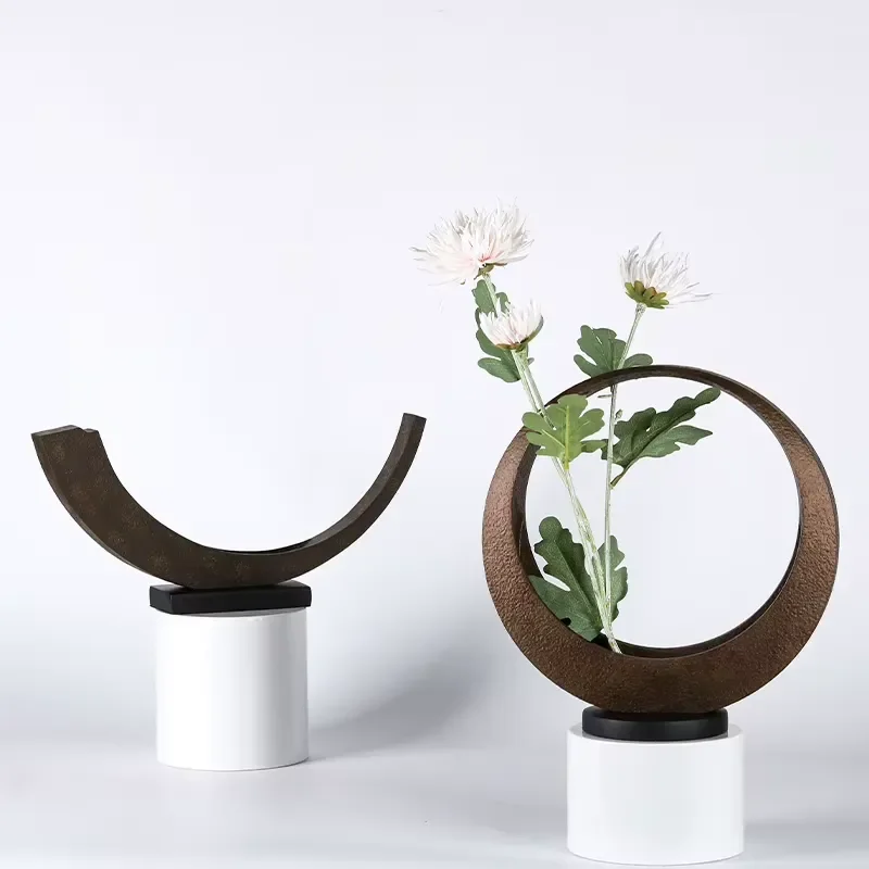 Nordic Creative Resin Half Moon Flower Vase Dried Flower Arrangement Simple Vase for Home Decor