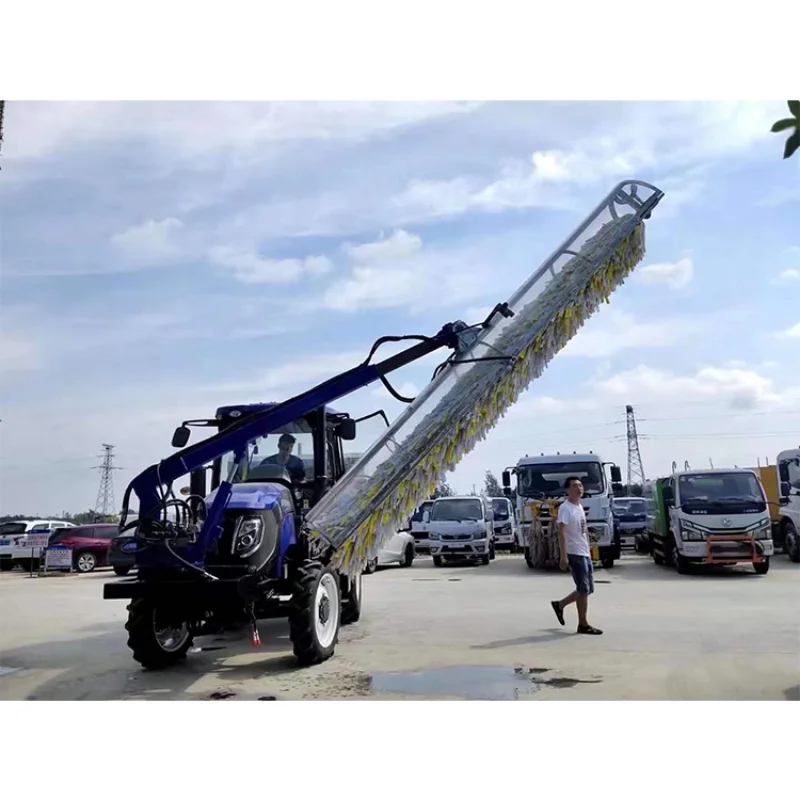 YG China High Performance Mobile Solar Panel Cleaning Machine Portable Photovoltaic Panelling Cleaner Solution Tractor Supplier