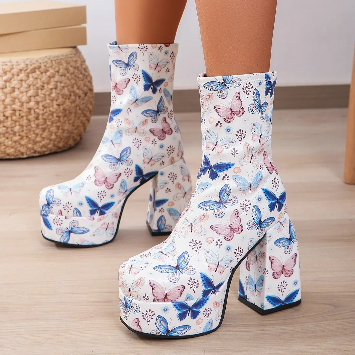 2025 COS chaussures Sexy fille chaude 9 cm bottes de mode passerelle fermeture éclair Cos noir bottes longues bottes à talons hauts