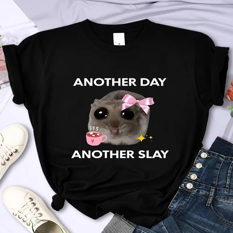 เสื้อยืดลายการ์ตูนน่ารักสำหรับผู้หญิง ลายแฮมสเตอร์เศร้า วันอื่นๆ ต้องฆ่าคน  เสื้อยืดพิมพ์ลายตลกๆ เสื้อผ้าลำลอง แฟชั่นยูนิเซ็กส์ เสื้อแขนสั้น สตรีทแวร์