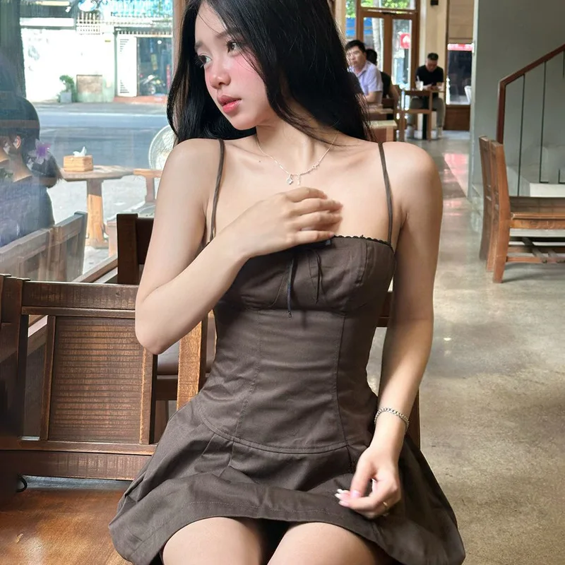 

French Style Spicy Girl With Waist Cinched Strapless Camisole Skirt, Butterfly Knot Splicing For Slimming, Backless And Sexy