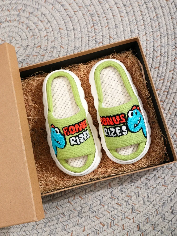 

Slippers for boys and girls cartoon cute dinosaur winter indoor home slippers