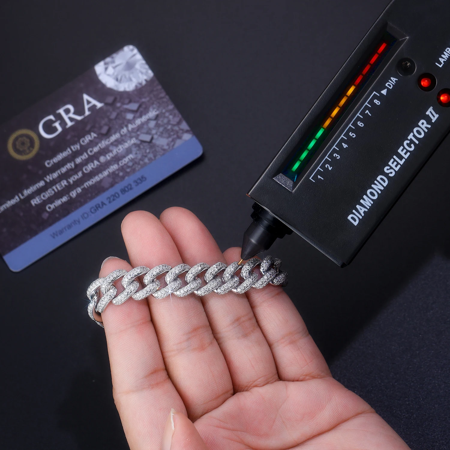 

JIUZUAN S925 Silver Cuban Link Bracelet with Moissanite, 18K Gold Plated, Christmas Gift with GRA Cert, Gender-Neutral Jewelry