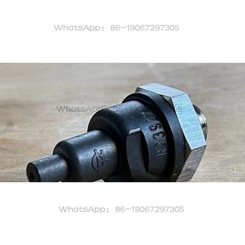 Semi-automatic coffee machine boiler new vacuum constant pressure valve breaker