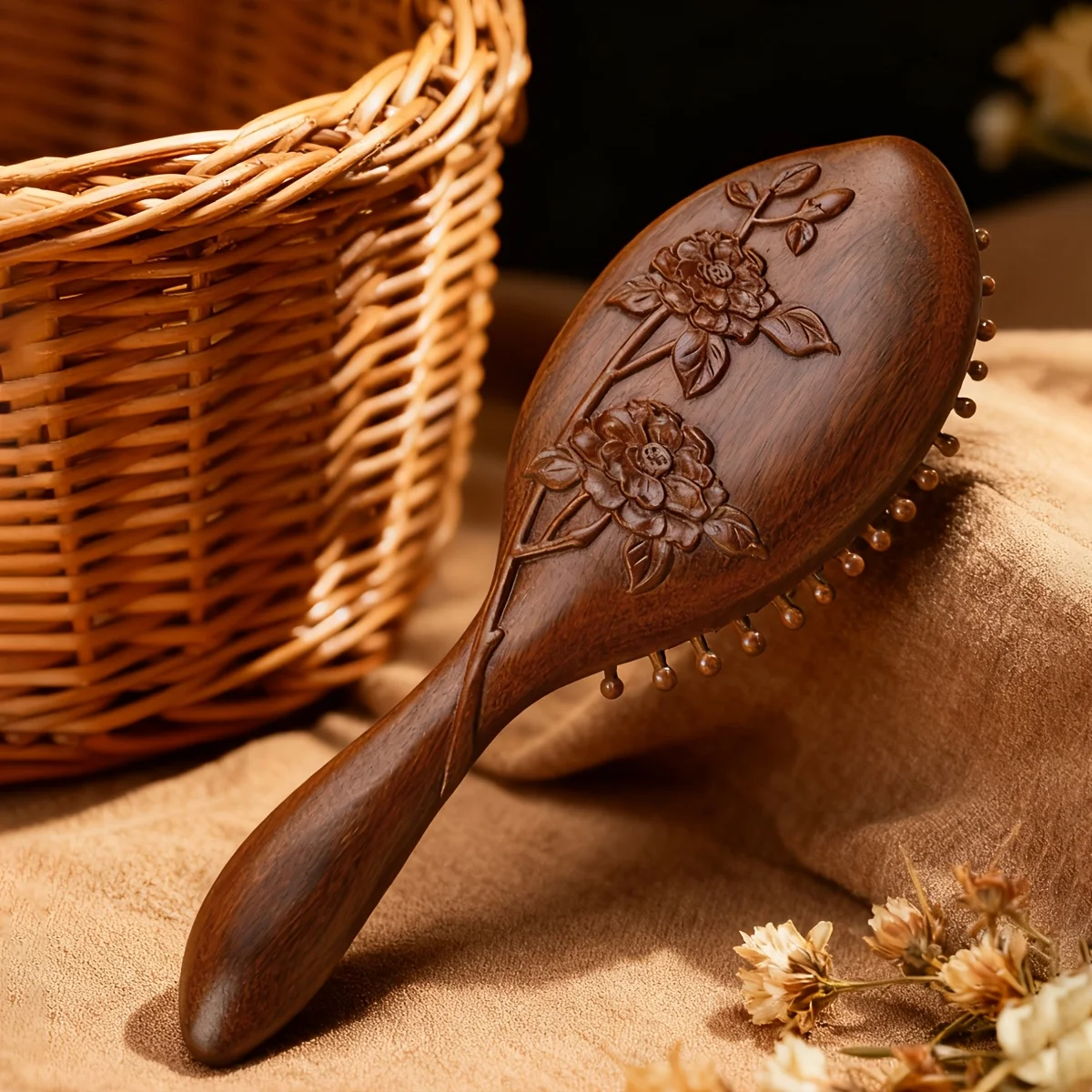 Roter Sandelholz-Luftkissenkamm mit Gravur, Holz-Kopfhautmassagebürste, antistatischer Entwirrungskamm, Geschenk, Haarstyling-Zubehör – Detail 8