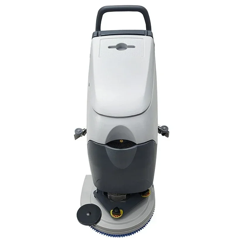 Super battery life of the washing and sweeping car