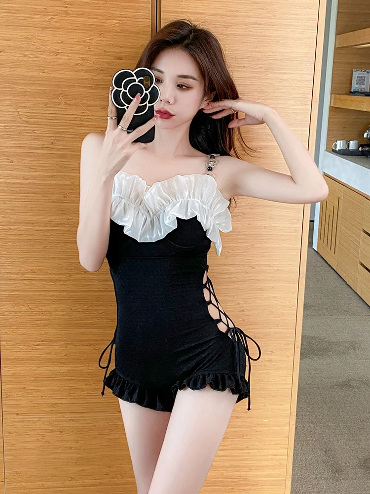 Traje de baño de una pieza con volantes y cuello cuadrado para chica, traje de baño elegante y Sexy con cintura lateral, traje de baño conservador con cordones para vacaciones 2025