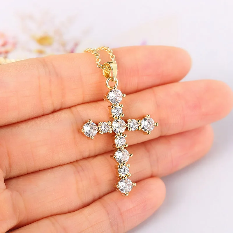 ZHOUYANG Cross Necklace For Women Hip Pop Iced Out Pendant Zircon Gold Color Neck Chain Steampunk Accessories Men Jewelry OHP079