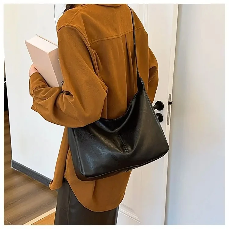PU-Leder Pendler Mode Vintage Casual Tote Bag Maillard Stilvolle Umhängetaschen für Frauen Textur Große Kapazität Temperament – Detail 8