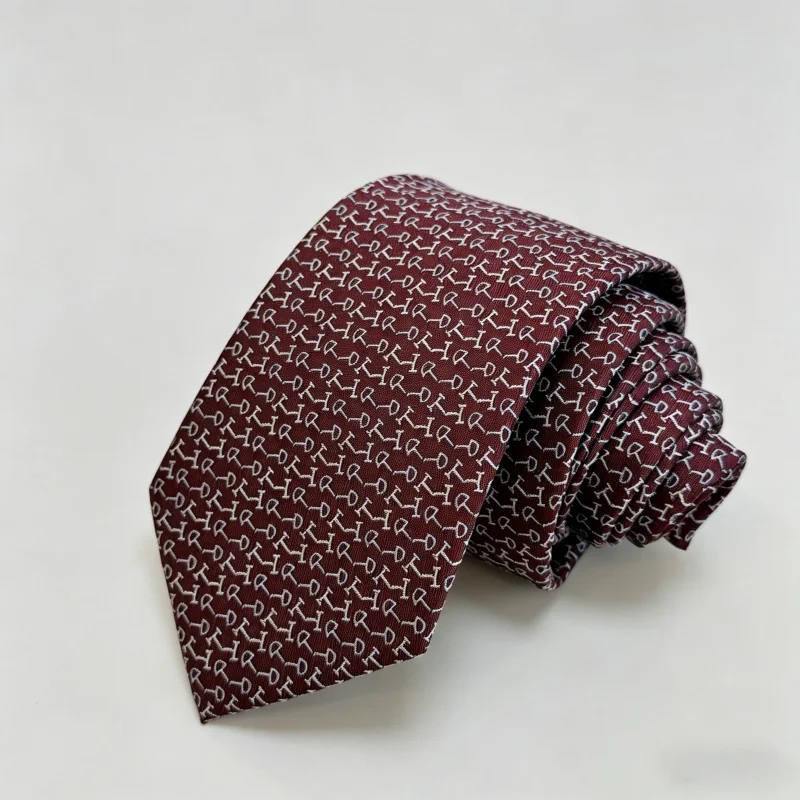 cravatte-di-marca-scontate-l'armatura-del-minimalismo-accattivante-lavorazione-squisita-in-seta-regalo-perfetto-cravatte-di-alta-gamma-che-ridefiniscono-l'eleganza