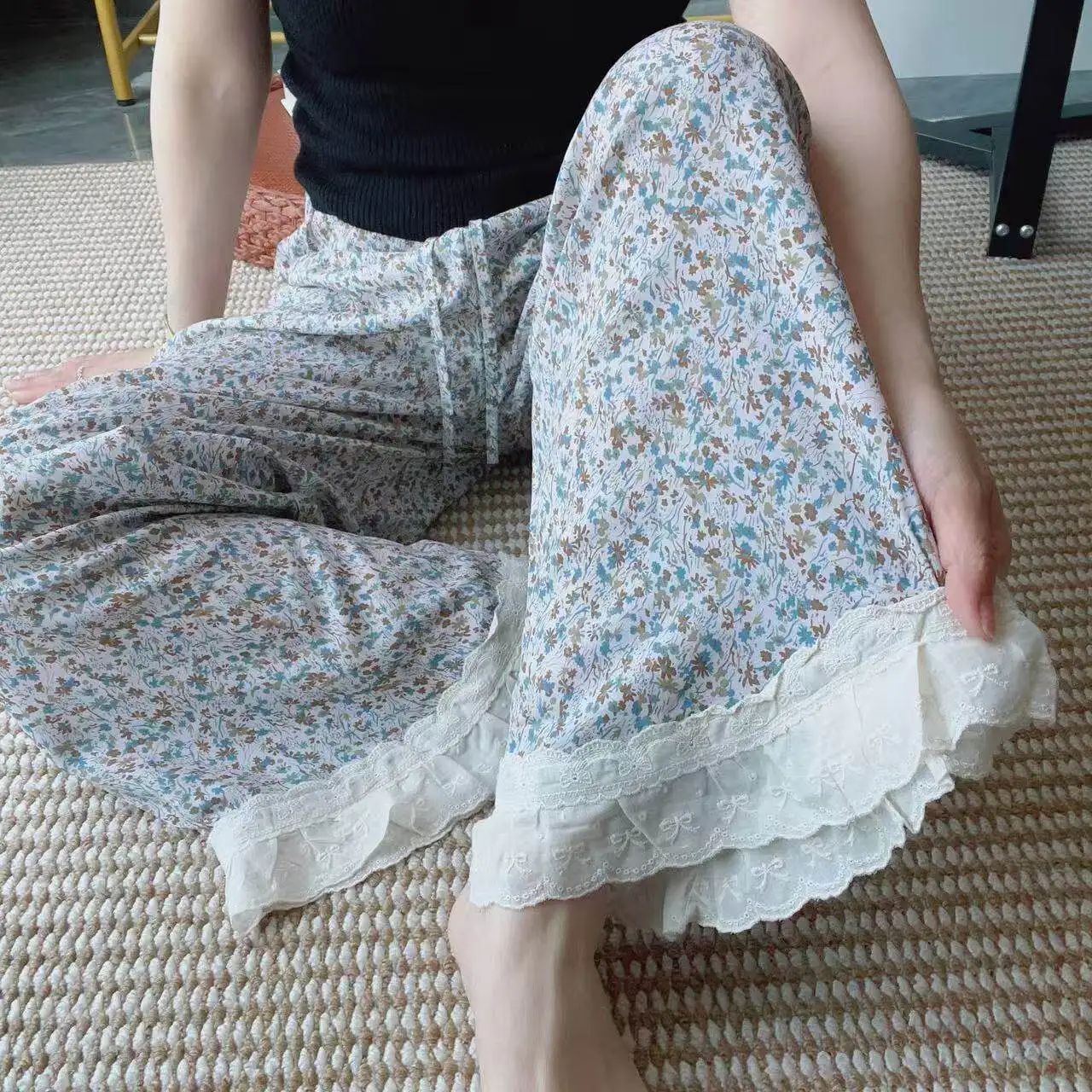 Women Summer Wide Leg Pants Floral Plaid Print Elastic Waist Multi‑Layer Lace Ruffle Hem Loose Casual Loungewear Pajama Pants