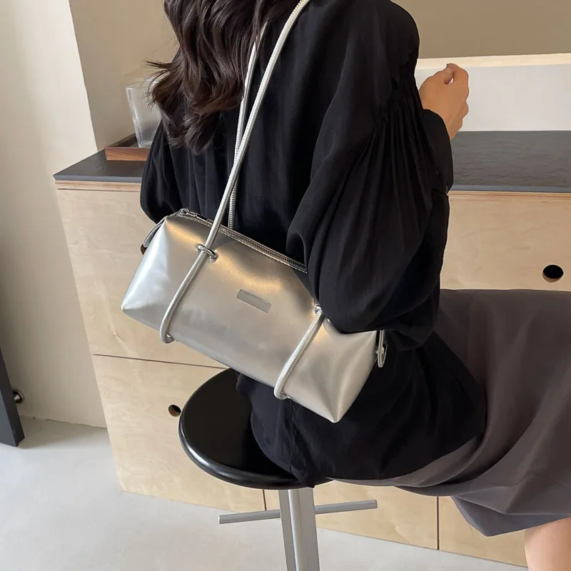 Vintage Brand Handbag For Women Pu Leather Shoulder Bag Large Capacity Simple Black Square Bags Hot Girl New Underarm Bag