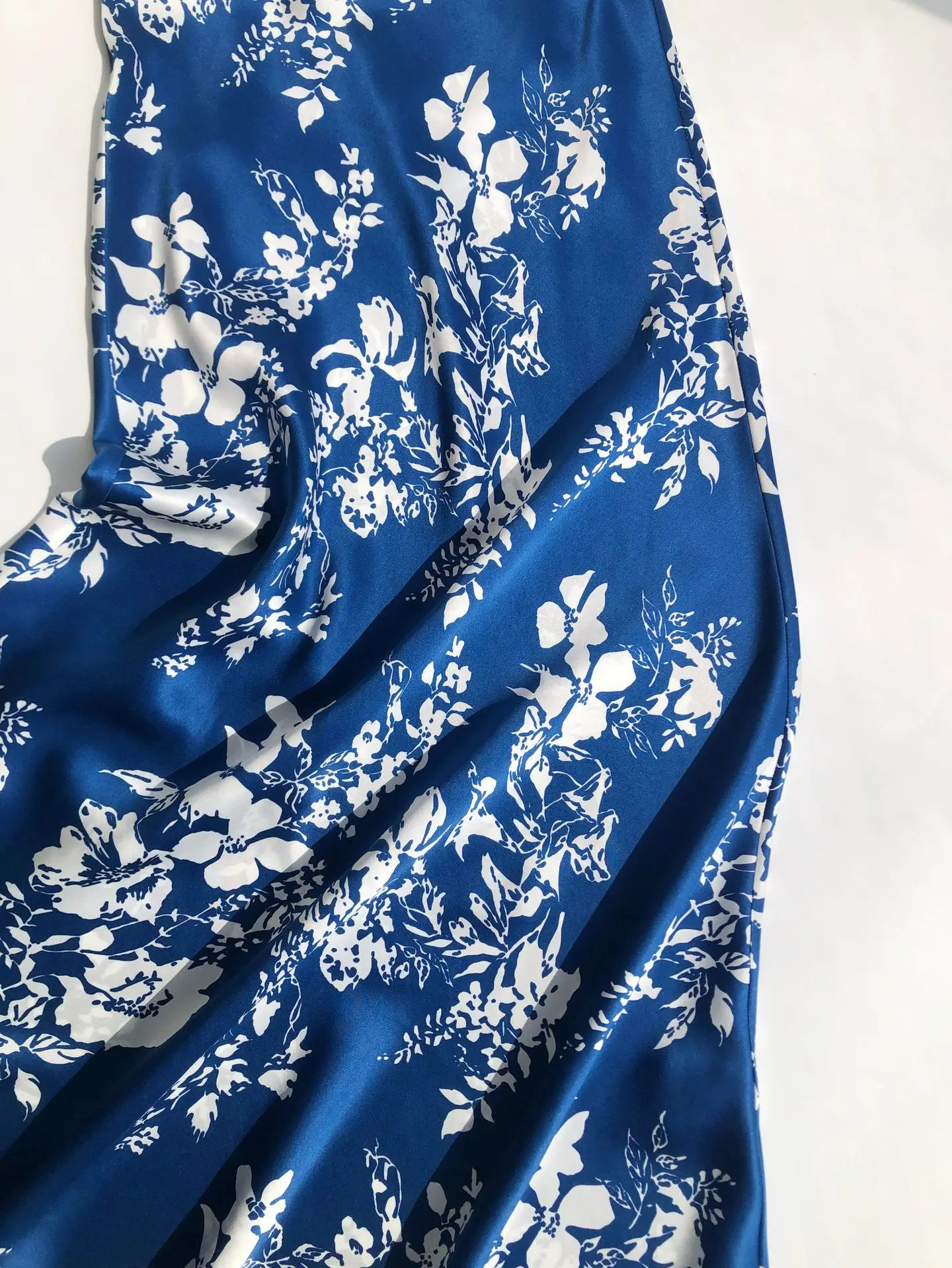 Floral Print Women Blue Midi Skirt High Waist A-Line Casual 100% Silk Satin Jupe
