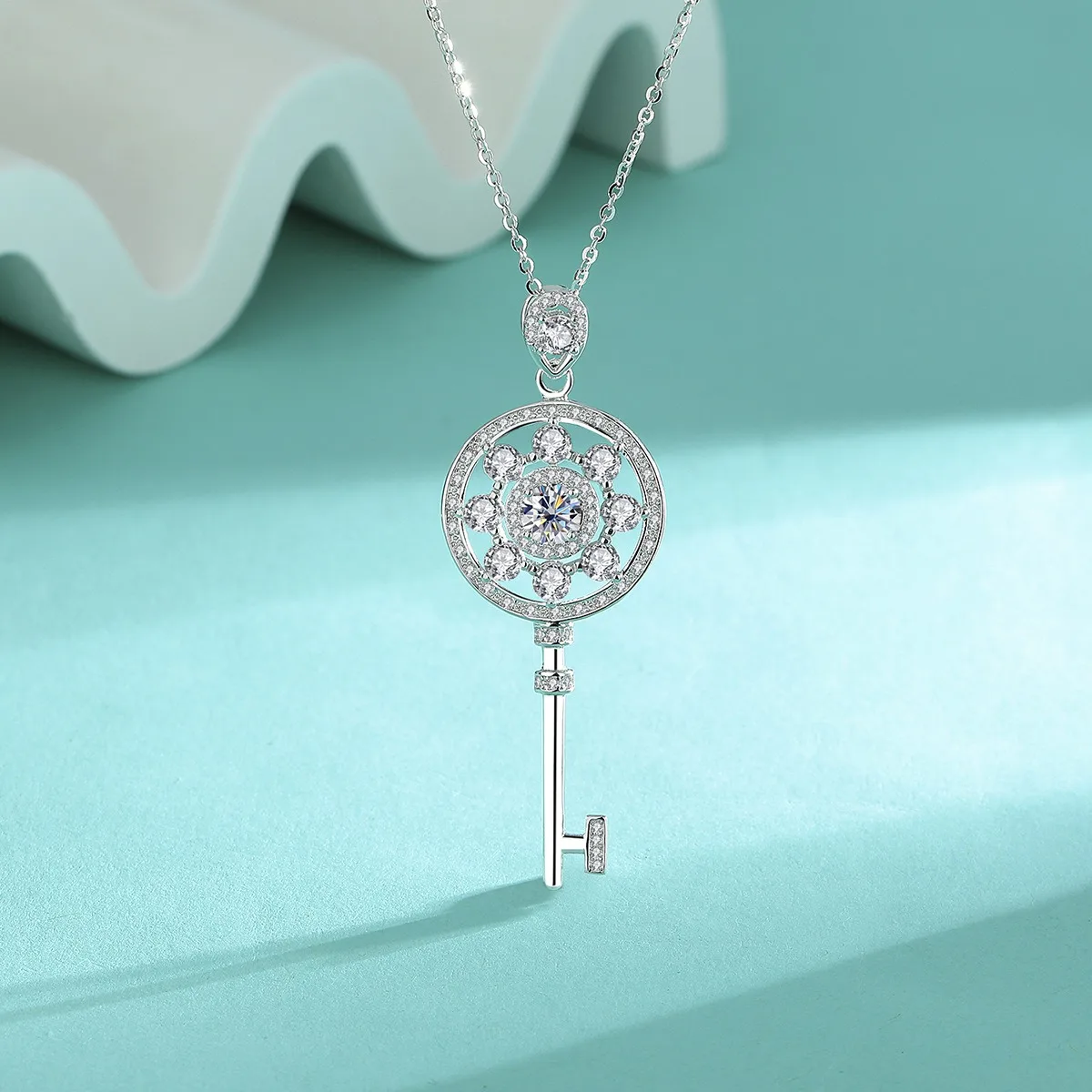 li Moda Micro Pave Zircon Floating Flower Key Pendant Necklace Hand made Women Chocker Necklace Key For Birthday Gift Jewerly