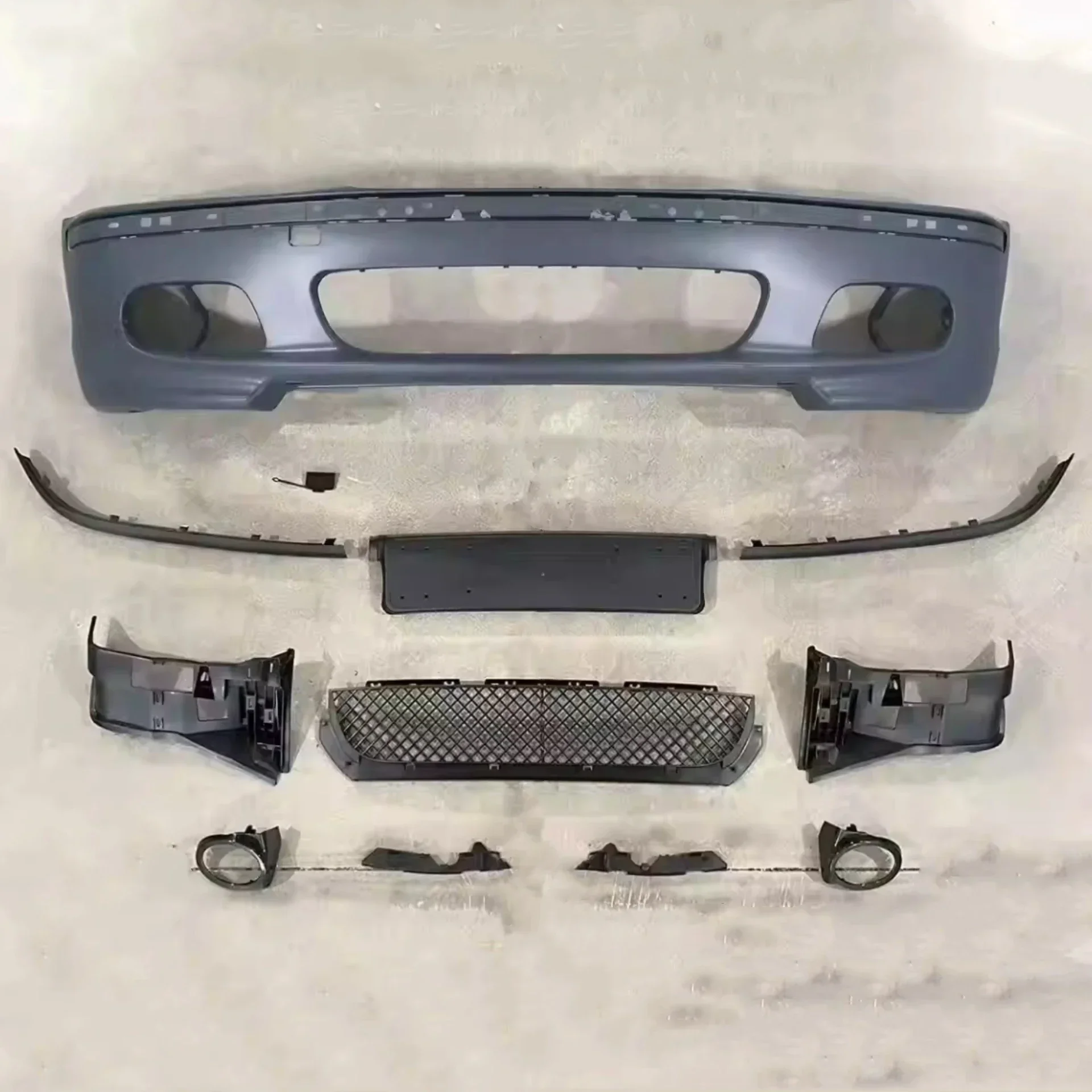 PP Material Front Bumper Assembly for BMW 3 Series E46 1999-2004 Modified MT Style Body Kit Car Accessories