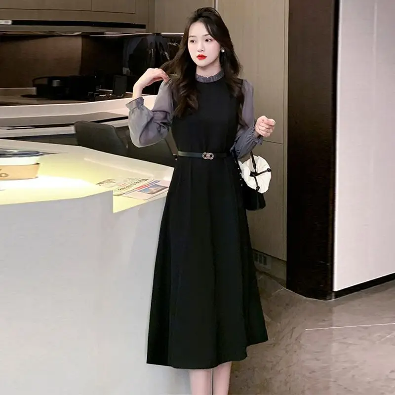 Hepburn Style Spring and Autumn 2024 Women's New Patchwork O-Neck Solid Versatile Temperament Mid Length Long Sleeved Dress