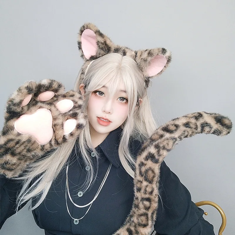 アニメのかわいいヒョウの耳カチューシャ、足とかぶり尾のセット、毛皮のような動物のコスチューム小道具、仮装パーティーやテーマパーティー用