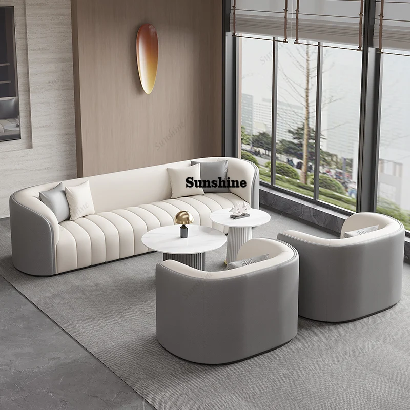 

Диваны для гостиной с функцией хранения: минималистичный дизайн, современные классические и неоклассические диваны-кровати, комфортная мебель для дома.