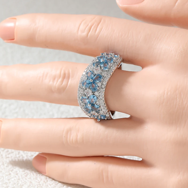 Gorgeous Dazzling Two Tone Synthetic Zirconia Elegant Promise Ring for Women Luxury Aesthetic Design Wedding Anniversary Jewelry