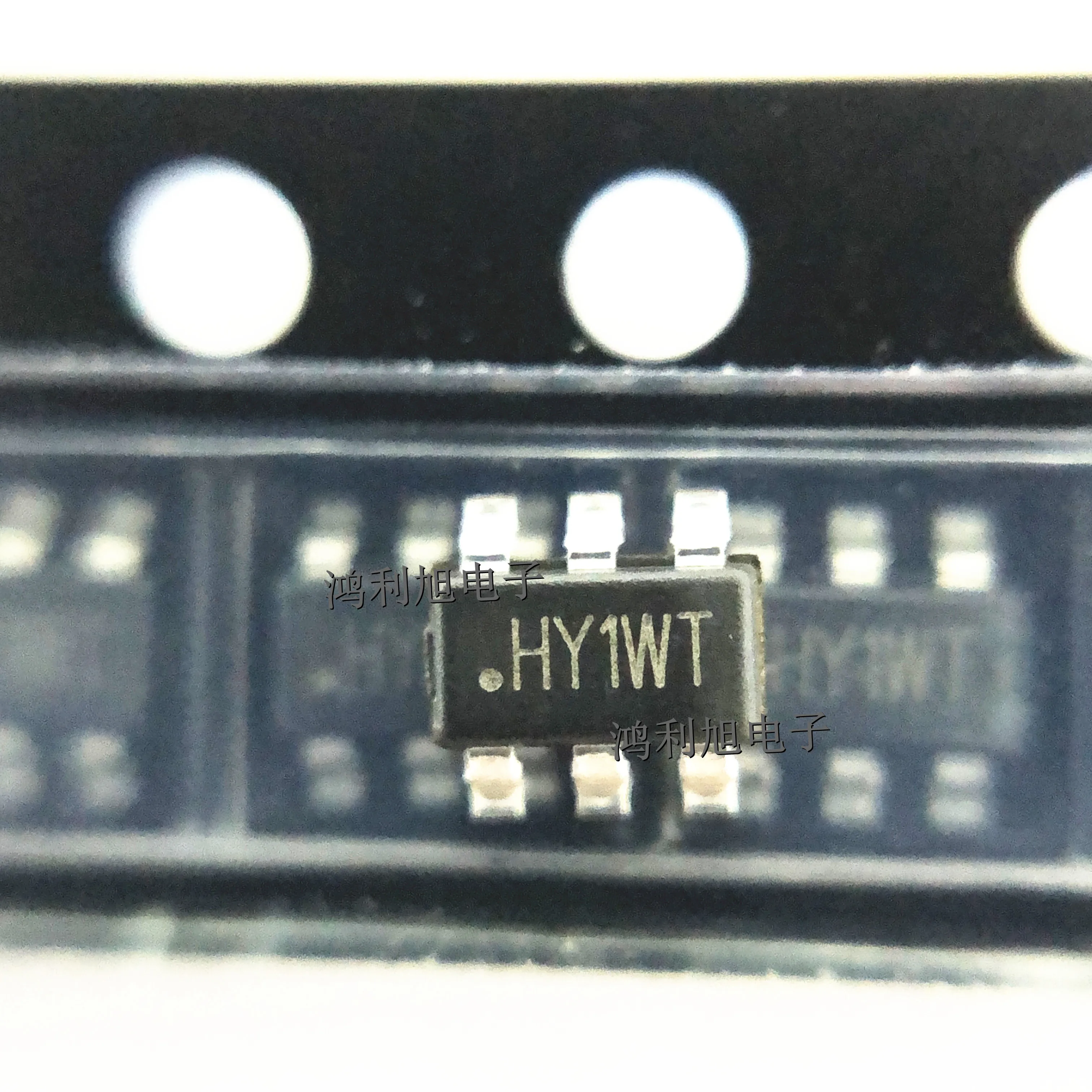 10PCS/Lot AP62301WU-7 AP62301WU MARKING:HY Converter DC to DC 4.2V to 18V Synchronous Step Down Single-Out 3A 6-Pin TSOT-26 T/R