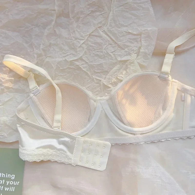 

Smooth and seamless underwear, women's thin, small bust, anti-sagging, and satin, comfortable and beautiful back bra cover set