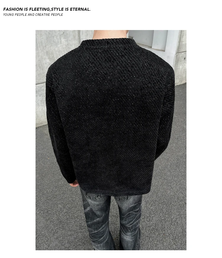 Herren-Sweatshirt mit Rundhalsausschnitt und langen Ärmeln, Jacquard-Stoff mit diagonalen Streifen, locker geschnittener Oversize-Schnitt für den täglichen Herbst-Outfit-Look. – Detail 21