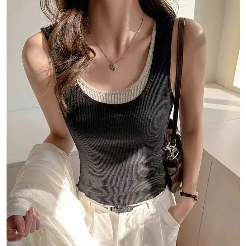 

Summer V-neck Strapless Top Women With Bar Pads Breathable Top Suitable for Wearing Over T-Shirts