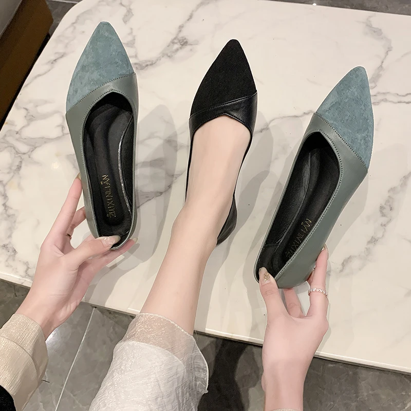 Damen-Slipper mit spitzer Zehenpartie und Flachsohle zum Hineinschlüpfen – Detail 7