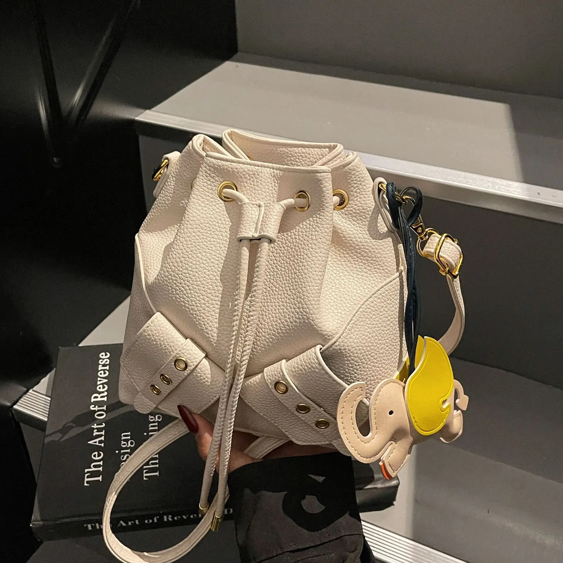 

Spring/Summer Fashion High-end Small Bags Women 2025 New Korean Bucket Bags Shoulder Messenger Bags