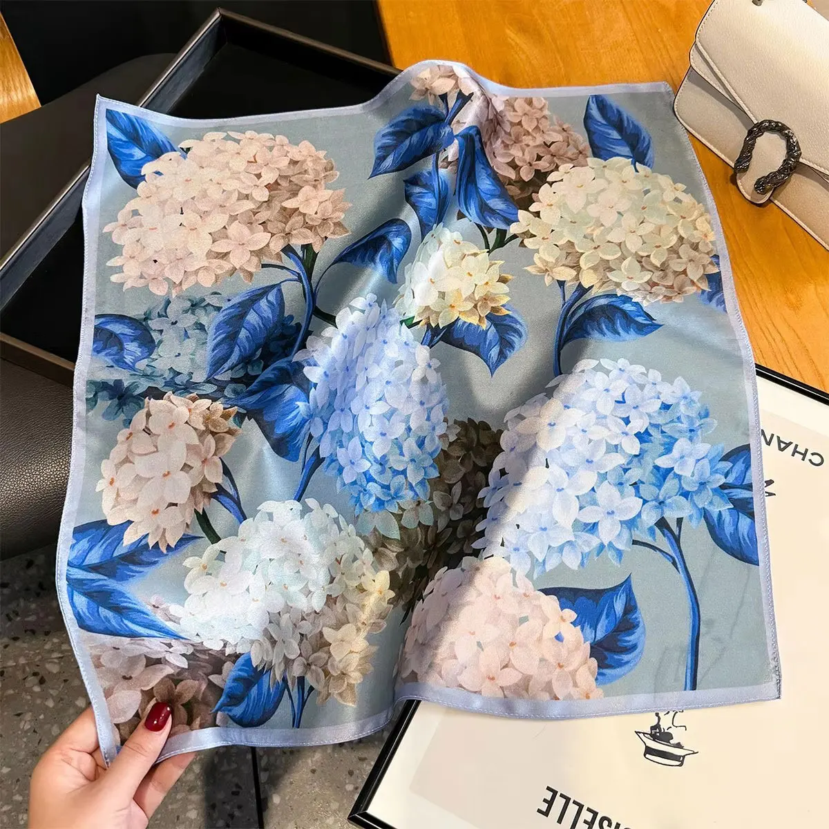 

New 100% Natural Silk Square Scarf Women Bandana Headscarf Scarves Shawls Square floral Foulard Wraps cachecol femme bufanda