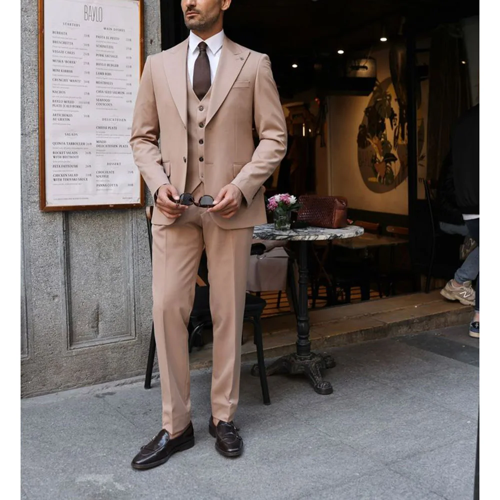 

Модные однобортные мужские костюмы с пиковыми лацканами, комплект из трех предметов (куртка + жилет + брюки), элегантный свадебный смокинг жениха, формальные повседневные повседневные костюмы