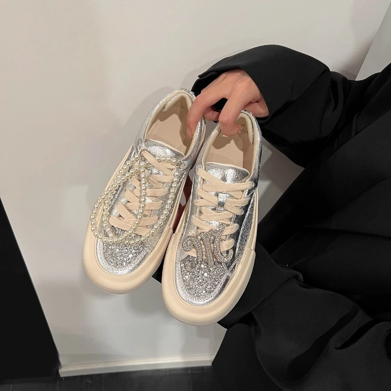 Round Toe Lace Up Letter Casual Shoes Versatile 2024 New Thick Sole Sponge Cake Shoes Pearl Sequin Board Shoes  Women