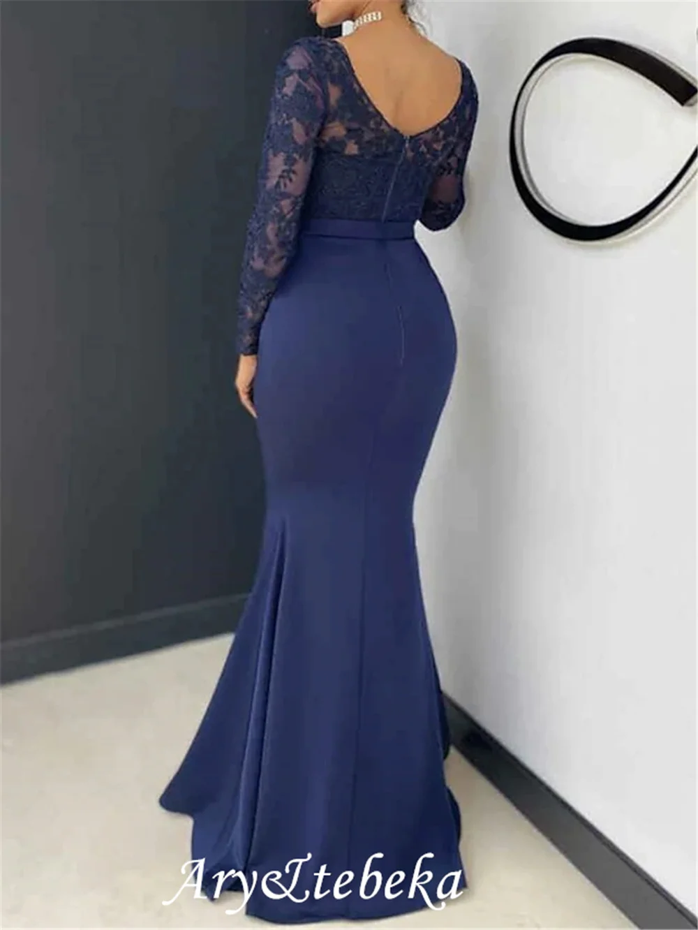 Meerjungfrau Mutter der Braut Kleid Elegante Sexy V-ausschnitt Bodenlangen Spitze Stretch Chiffon Lange Hülse mit Bogen (s) appliques