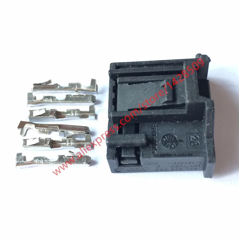 1 Pcs Dome Light Reading Light Automotive Socket 1-969490-4 Auto Electrical Female 6 Pin Connector For VW